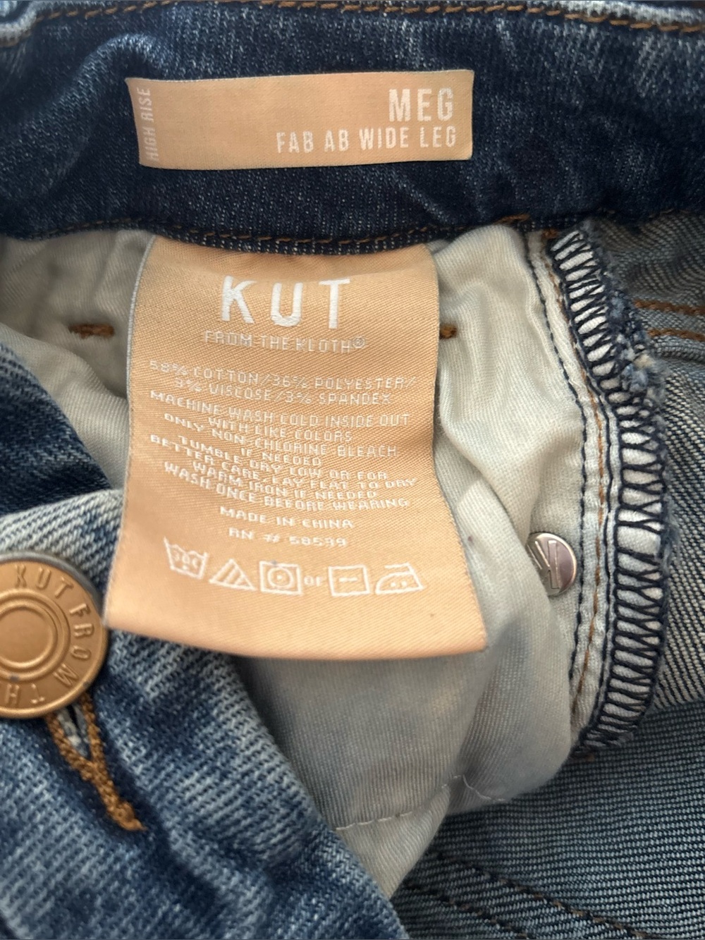 Kut from the Kloth Wide-Leg Blue 70’s Wide Leg Denim Jeans - Picture 6 of 9